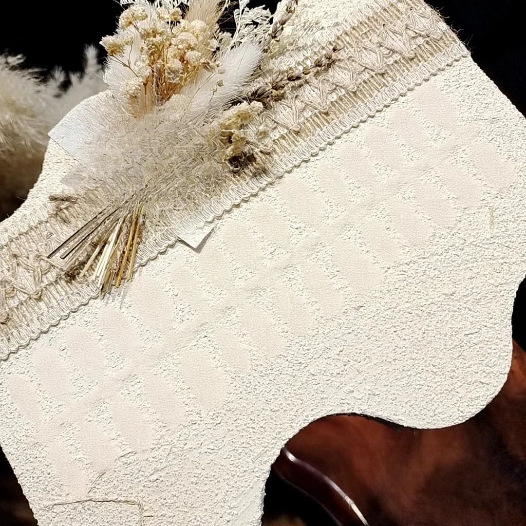 Breskvoružičaste umjetne nokte s mačjim okom, kratke i srednje, ovalne, gradijent