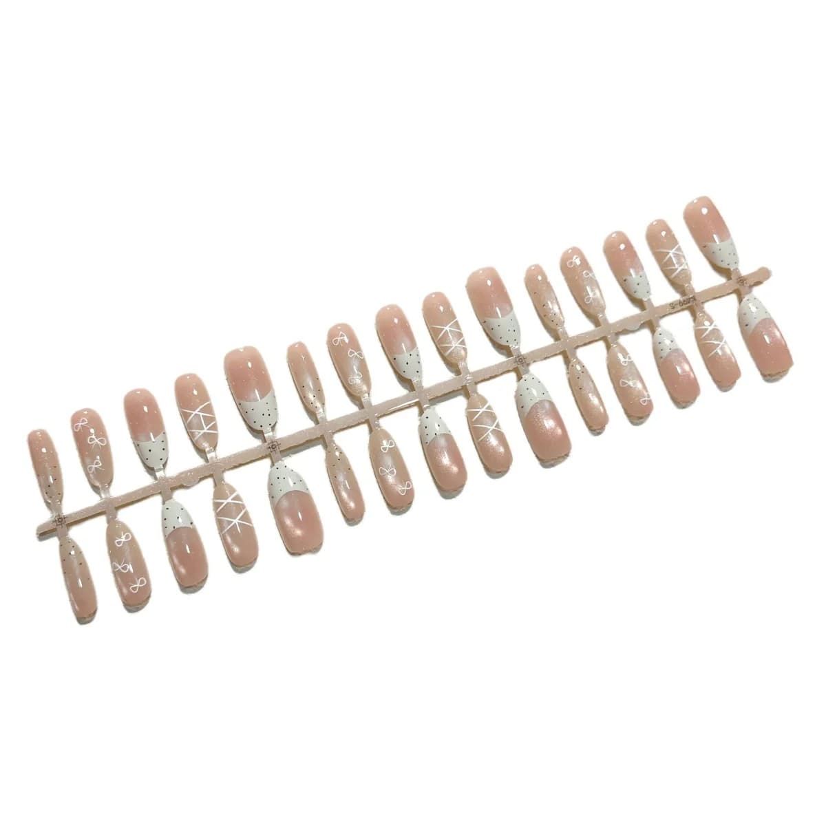 Lažni nokti Cat Eye mliječno bijeli srednji oval mekani gel stil