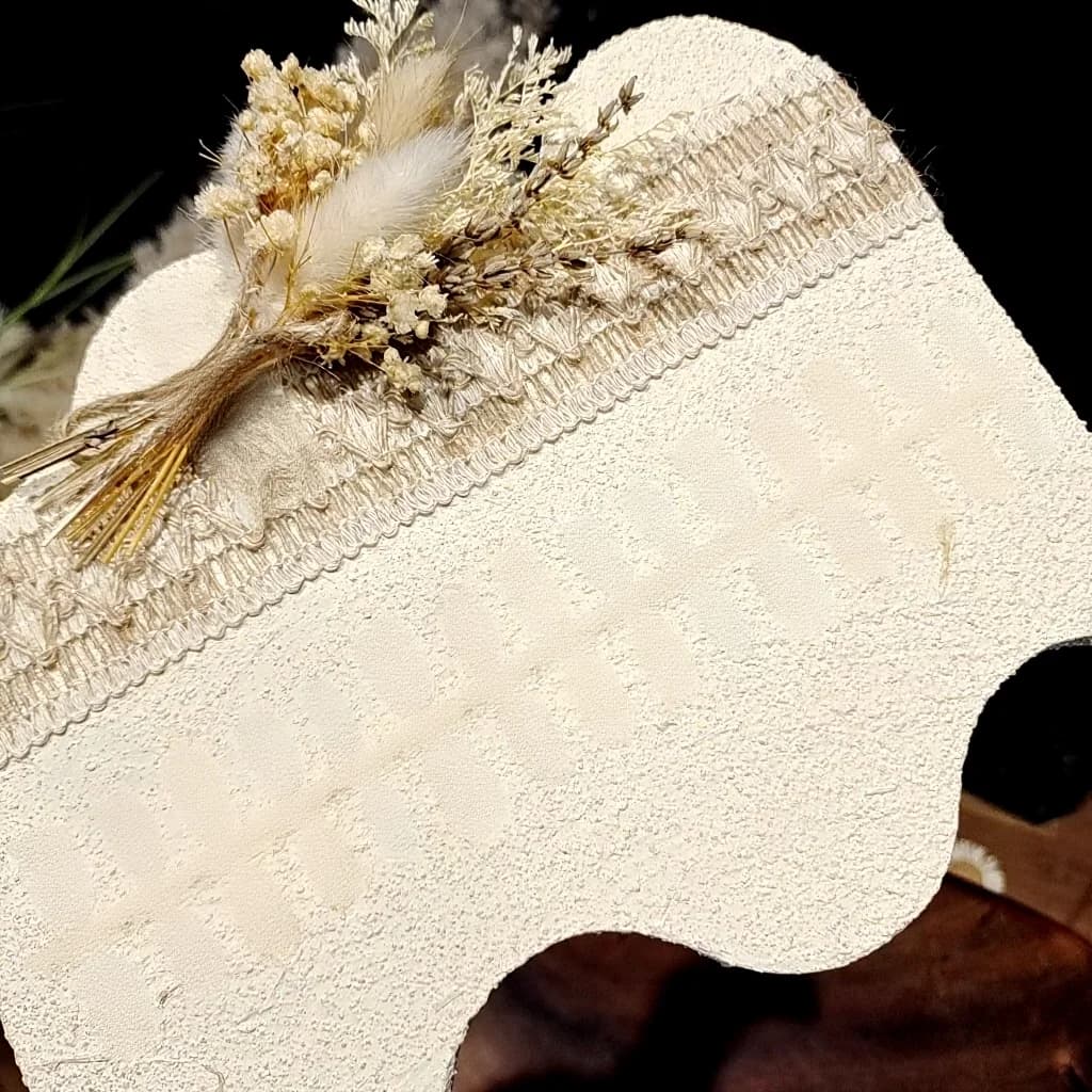 Umjetni nokti s mačjim okom i zvjezdanim šljokicama, kratki baletni oblik