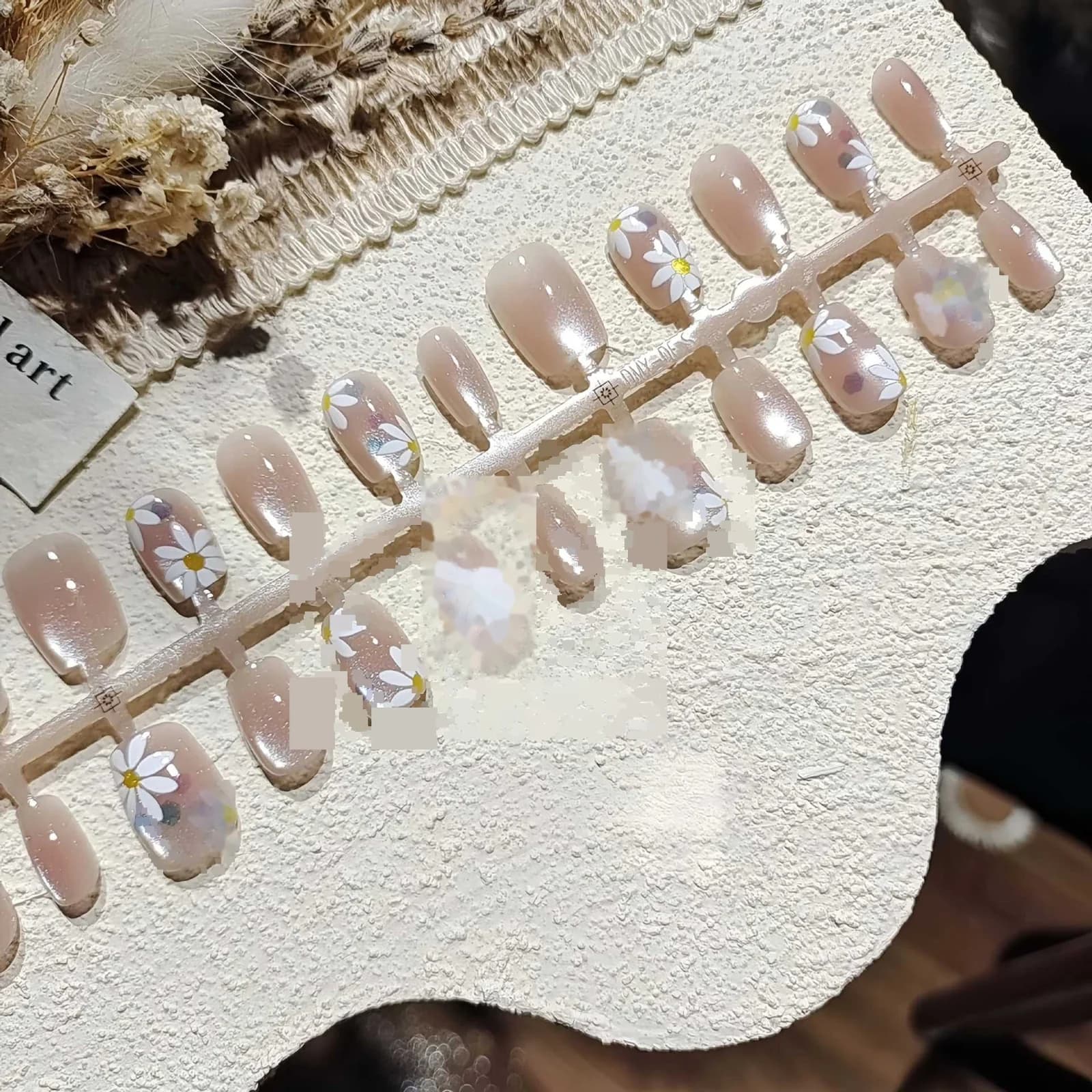 Roze tratinčice mačkasto oko noktice na lijepljenje kratki ballerina oblik