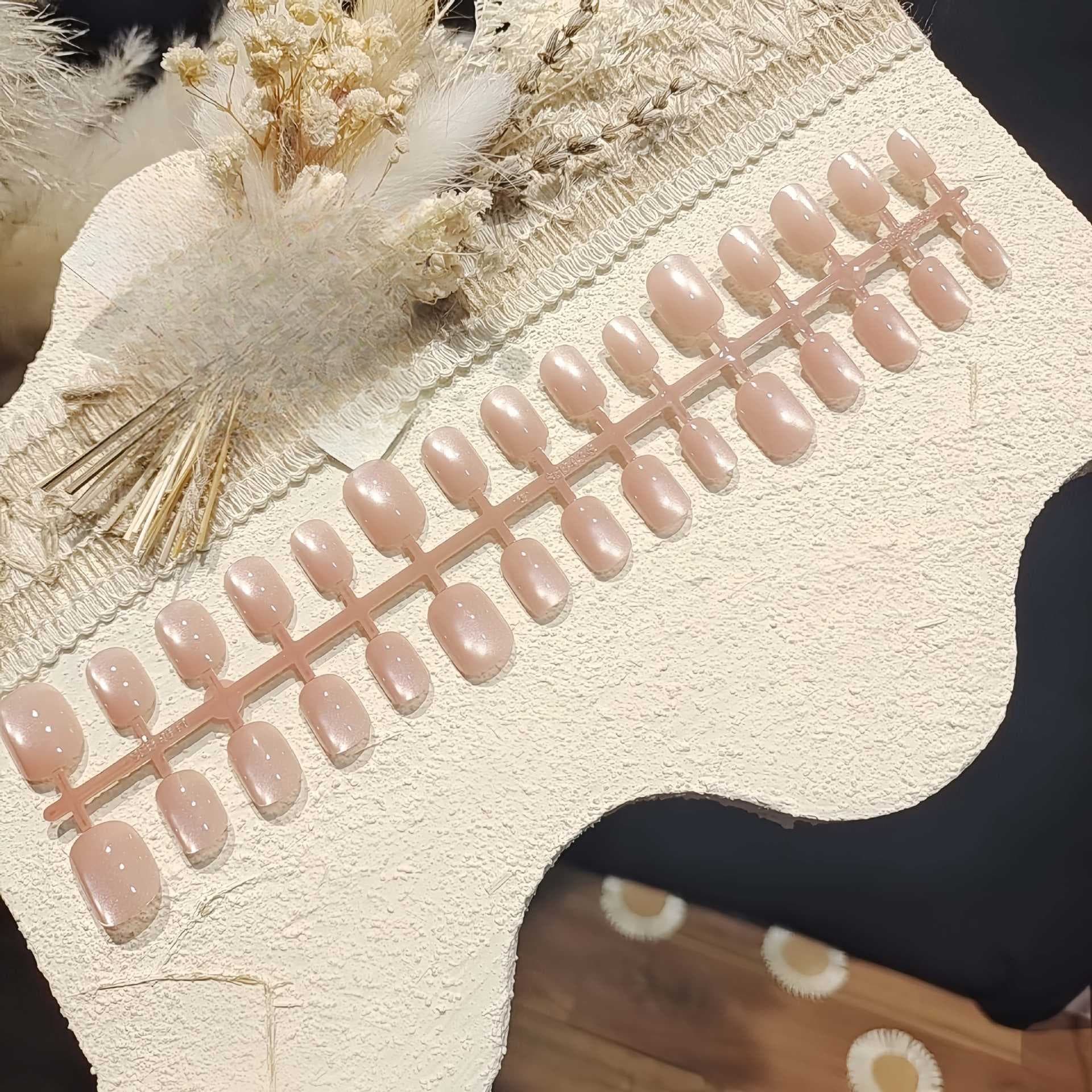 Rozi mačje oko umjetni nokti s efektom staklenih perli, puni set
